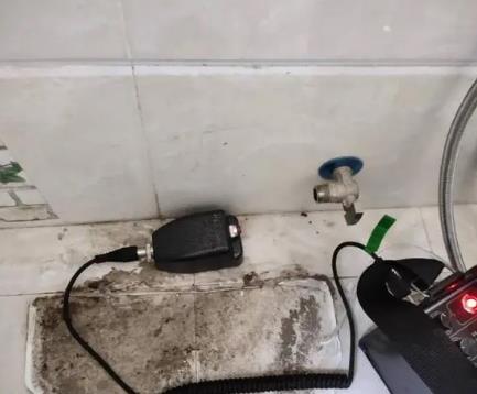 海宁屋顶漏水维修公司分享下卫生间漏水的危害及解决方法